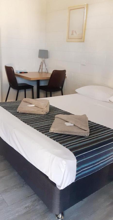 Burdekin Motor Inn Home Hill Ngoại thất bức ảnh
